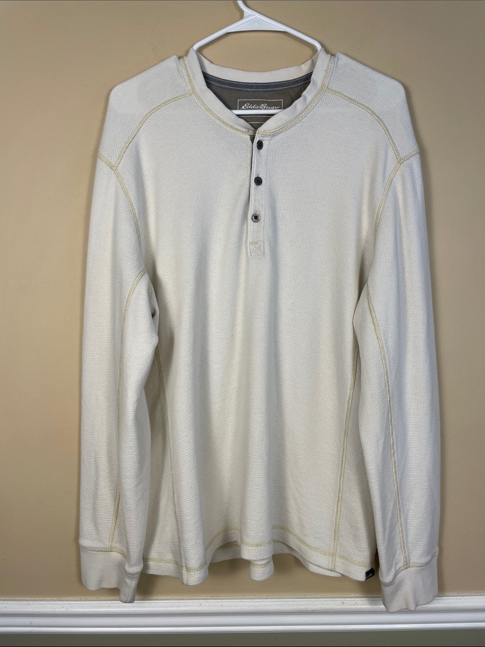 Eddie Bauer Men’s Oatmeal Knit Henley Comfy Outdoor Long Sleeve Shirt